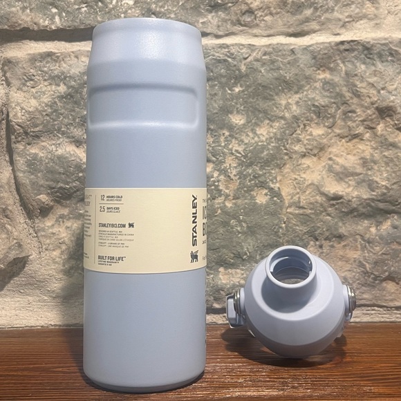 Heather The Clean Slate IceFlow™ Bottle with Fast Flow Lid | 24 OZ Stanley NWT - Picture 3 of 4